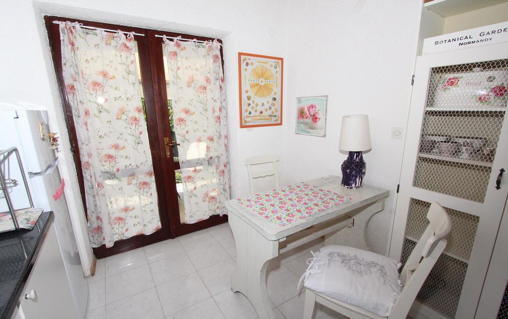 Apartments Apollonio Rovinj Exterior foto